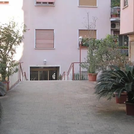 Le Cupole Panzió 2*